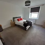 Ennerdale Edge - 4 Bedrooms - Sleeps 8 Cleator Moor