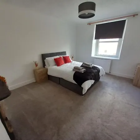 Ennerdale Edge - 4 Bedrooms - Sleeps 8 Cleator Moor