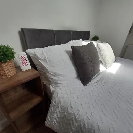 Ennerdale Edge - 4 Bedrooms - Sleeps 8 * Cleator Moor