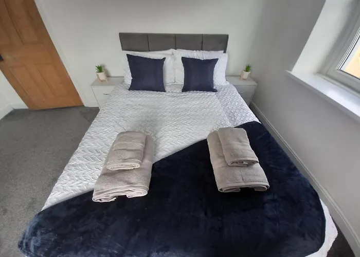 Ennerdale Edge - 4 Bedrooms - Sleeps 8 *